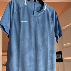 New Nike active blue medium shirt